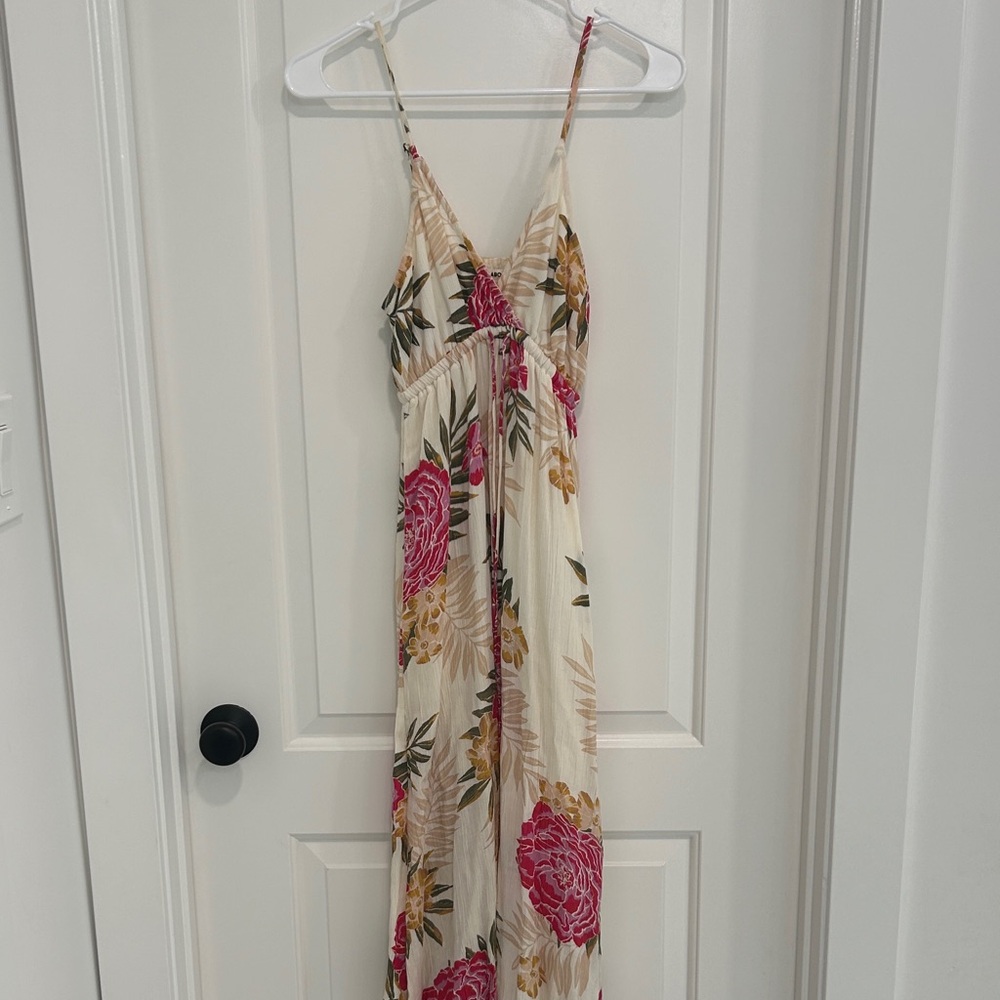 Billabong Cream and Pink Floral Dress Like New
